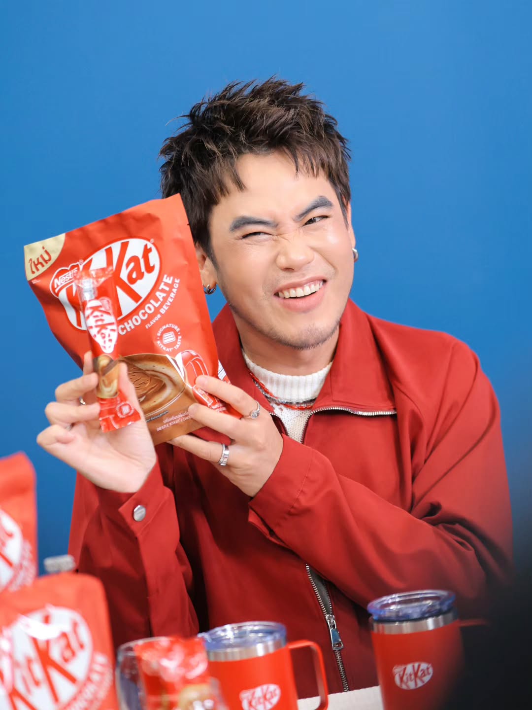 อ๋อง - เขมรัชต์ สุนทรนนท์