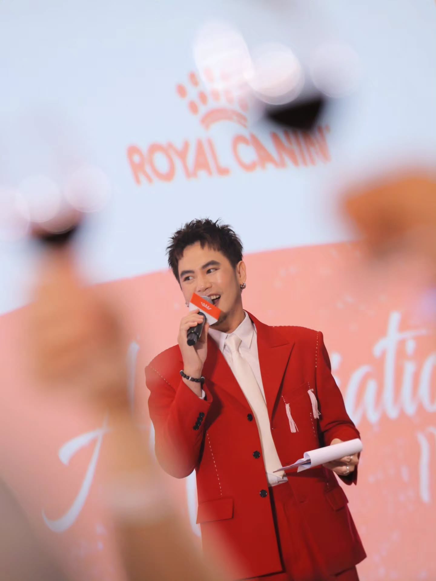 อ๋อง - เขมรัชต์ สุนทรนนท์