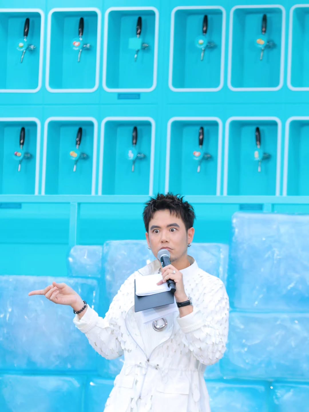 อ๋อง - เขมรัชต์ สุนทรนนท์