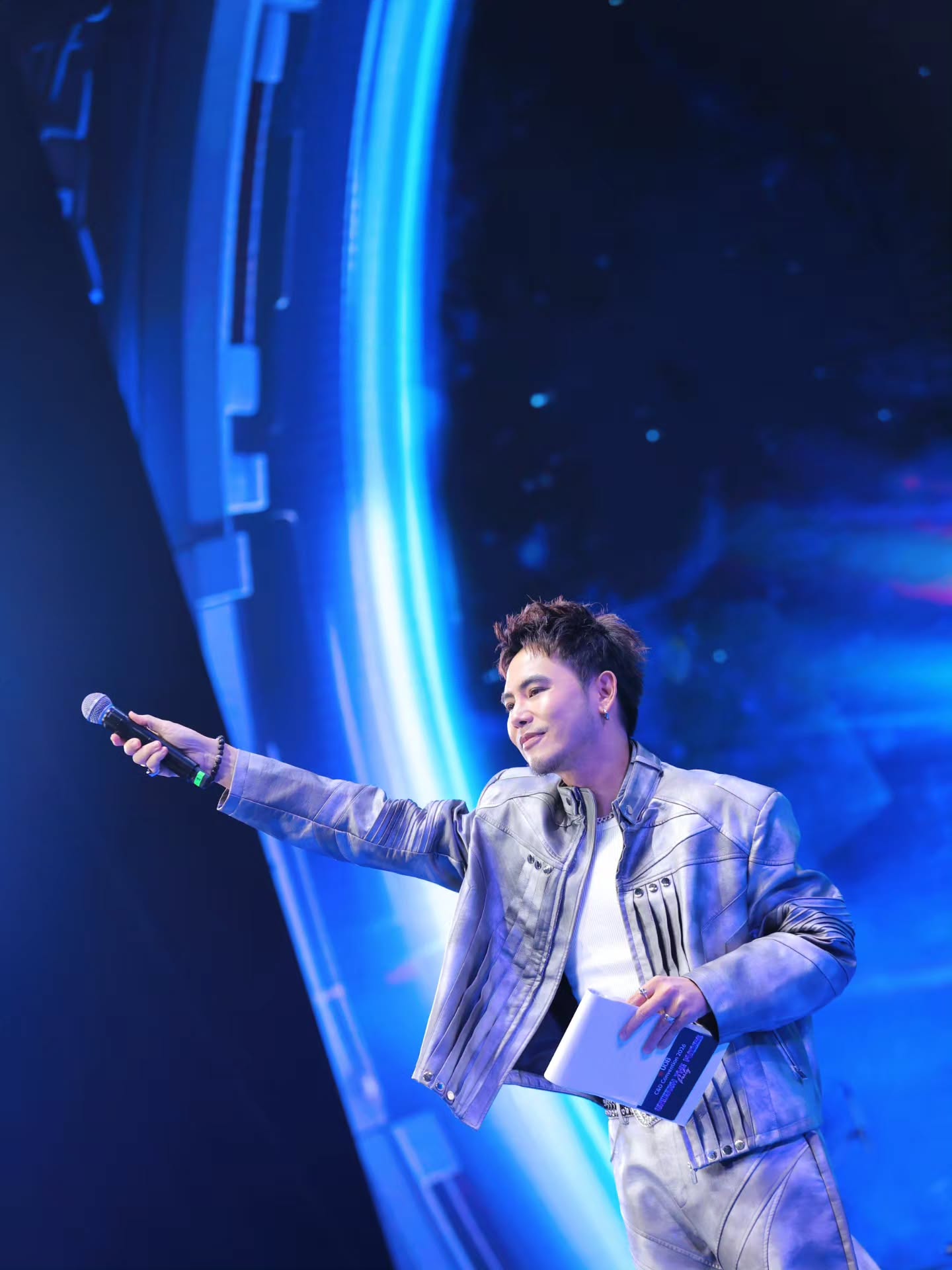 อ๋อง - เขมรัชต์ สุนทรนนท์