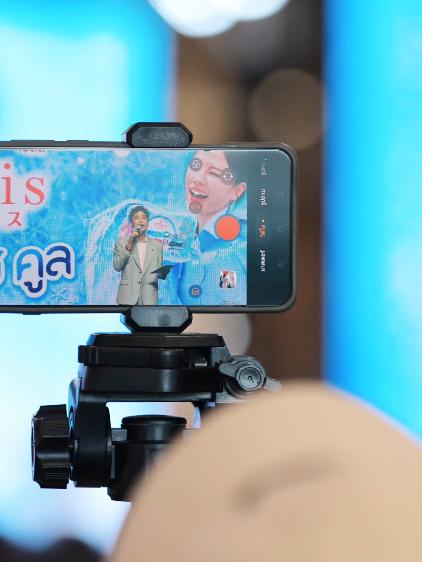 อ๋อง - เขมรัชต์ สุนทรนนท์