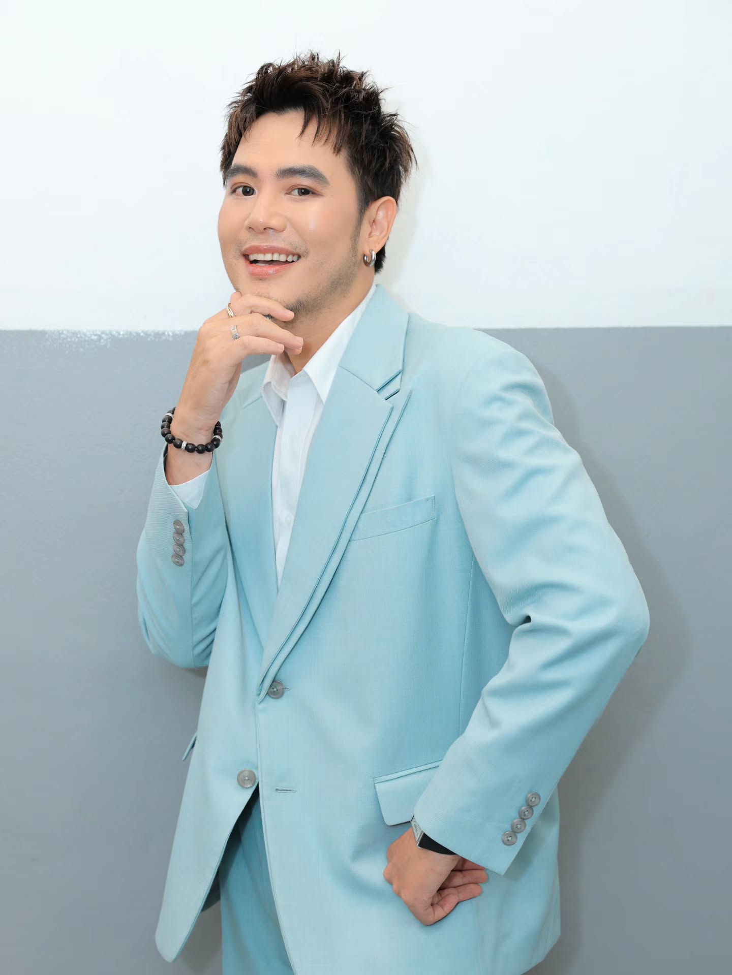 อ๋อง - เขมรัชต์ สุนทรนนท์