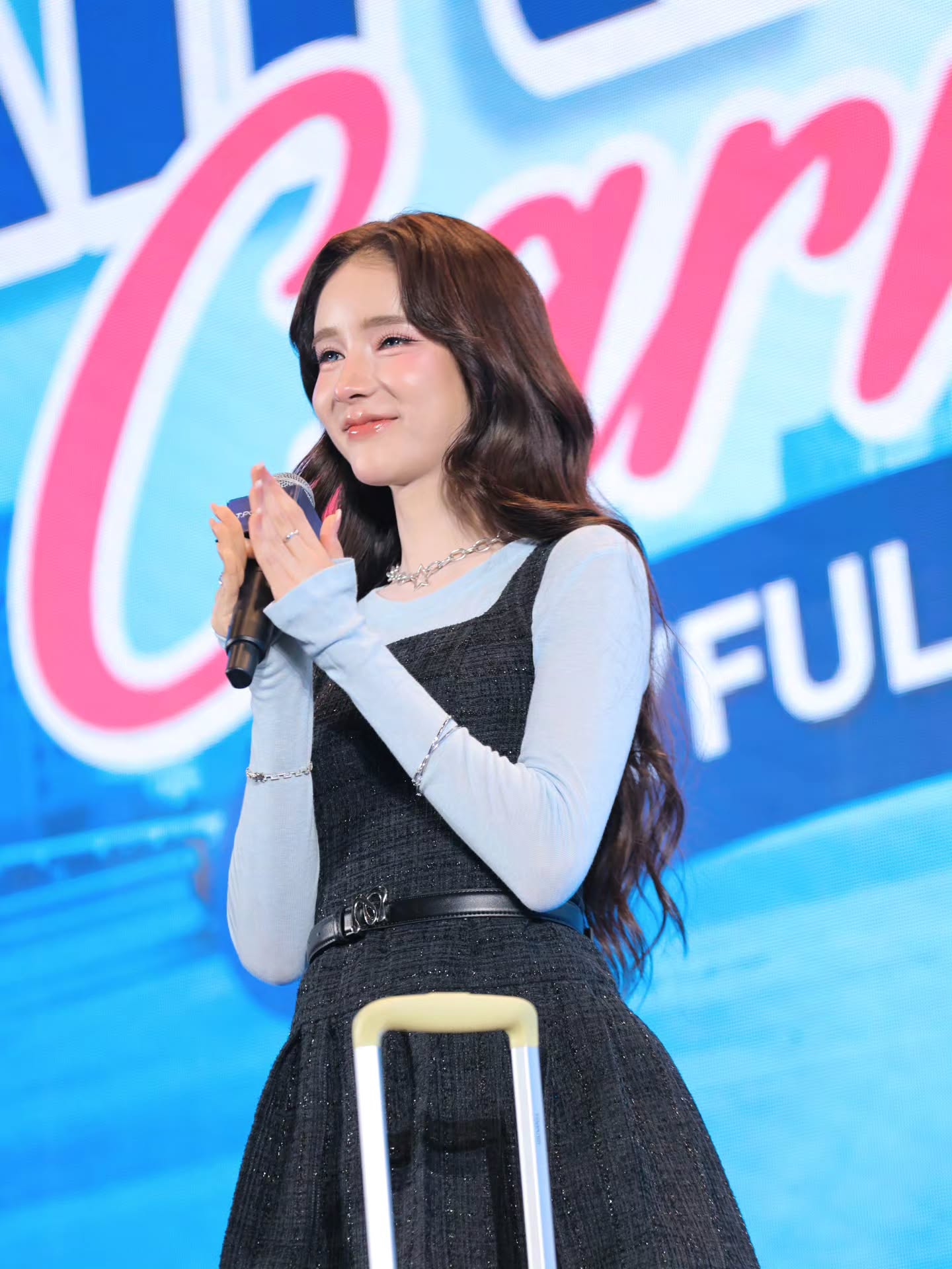 อ๋อง - เขมรัชต์ สุนทรนนท์
