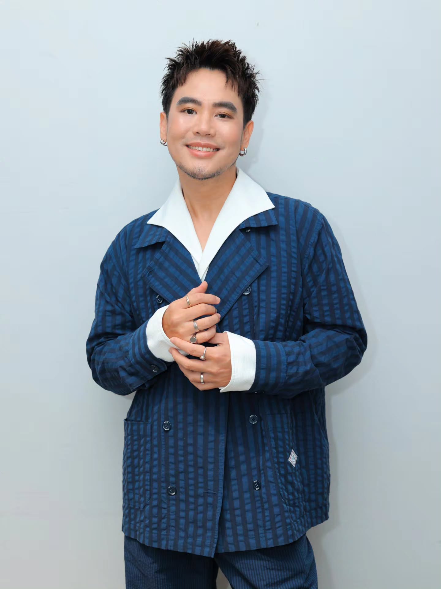 อ๋อง - เขมรัชต์ สุนทรนนท์