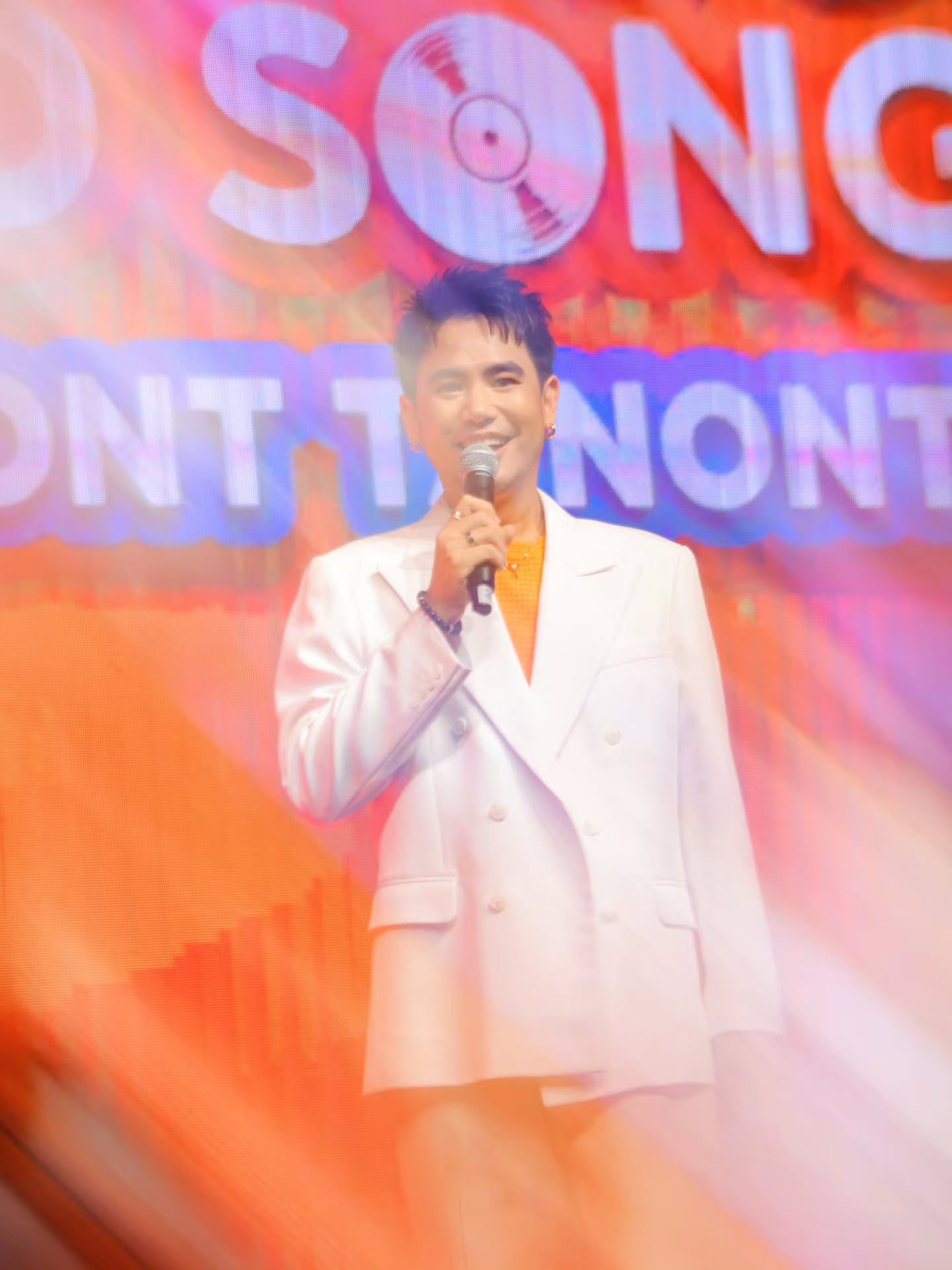 อ๋อง - เขมรัชต์ สุนทรนนท์