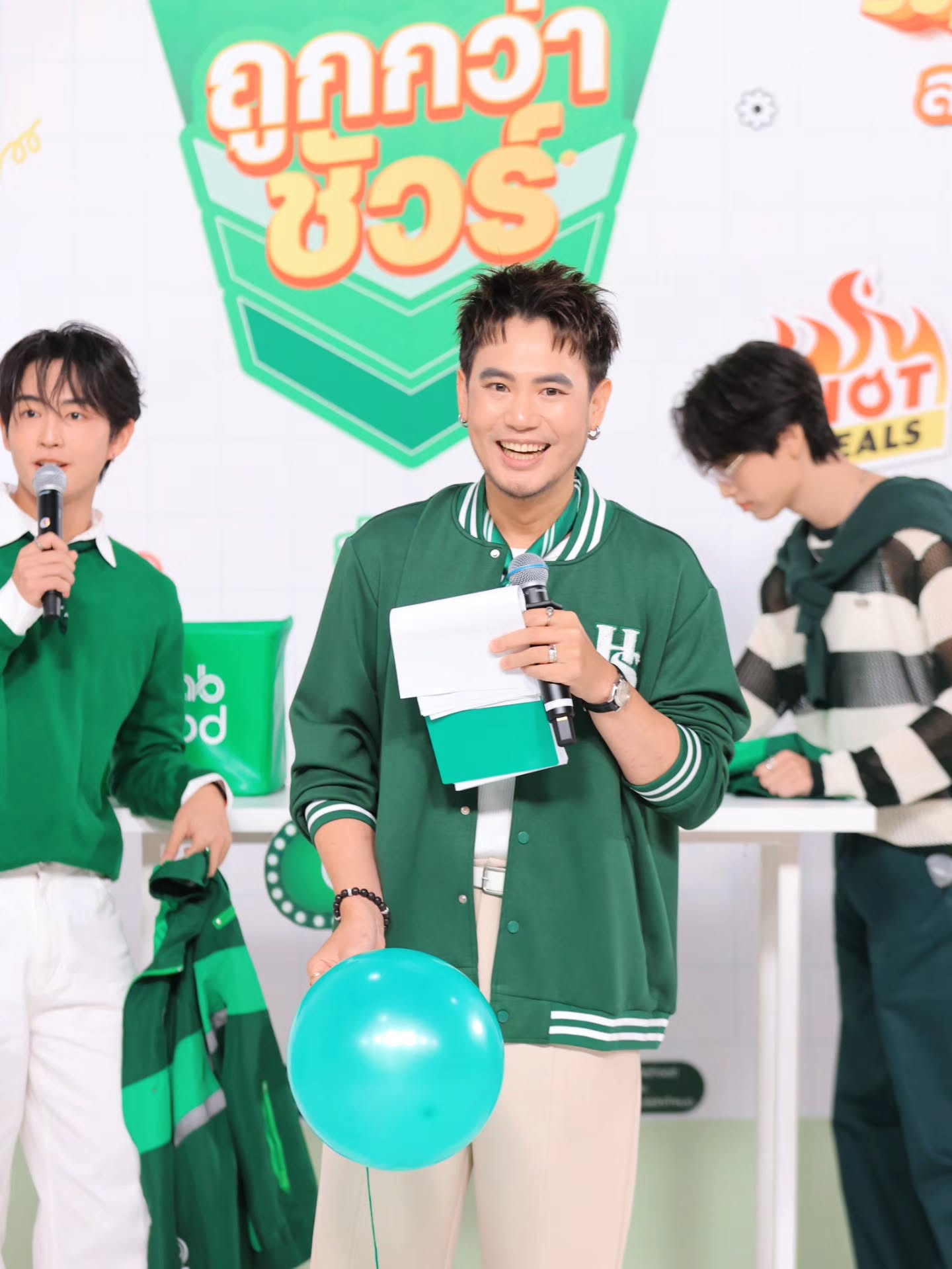 อ๋อง - เขมรัชต์ สุนทรนนท์