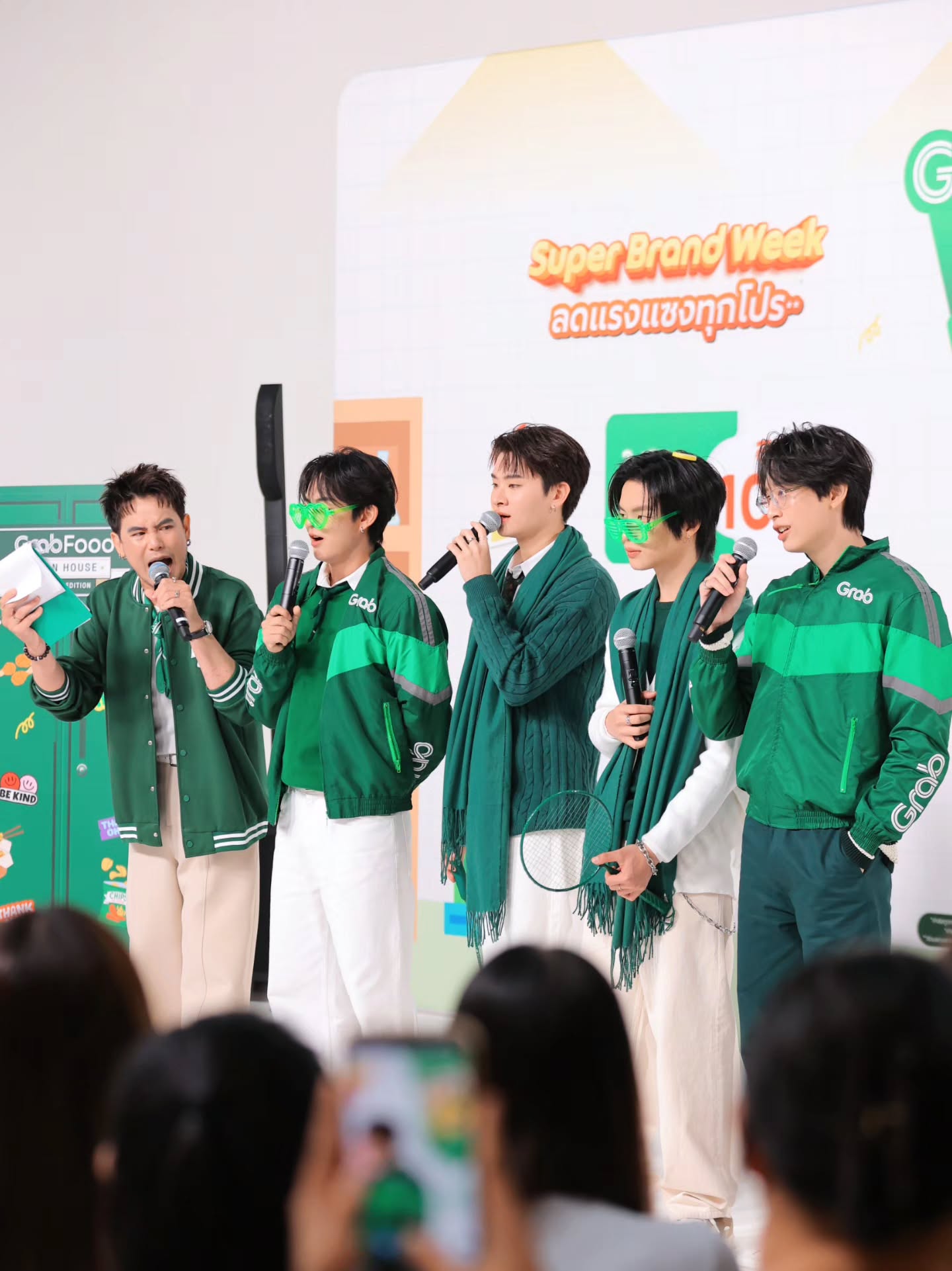 อ๋อง - เขมรัชต์ สุนทรนนท์
