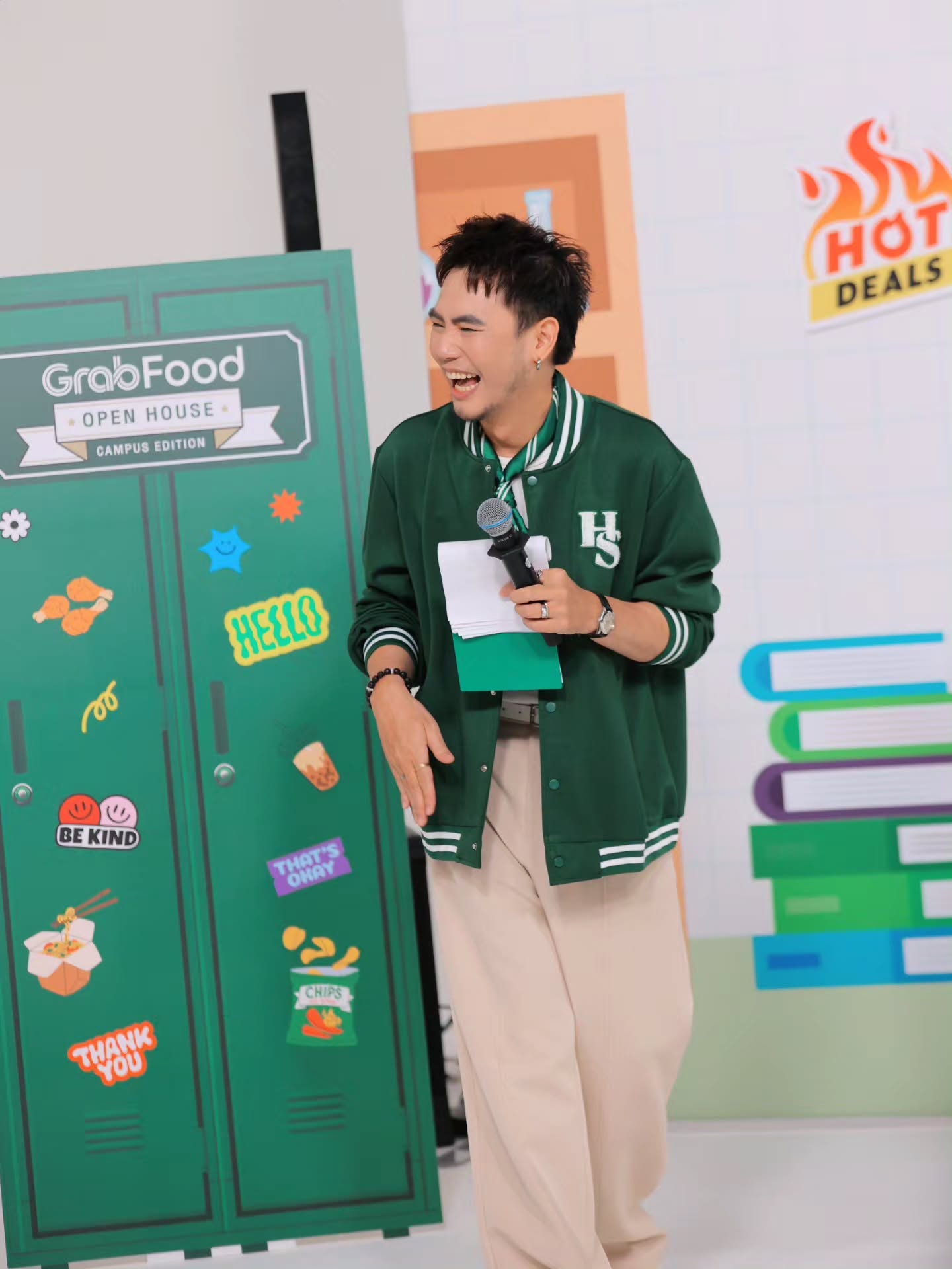 อ๋อง - เขมรัชต์ สุนทรนนท์