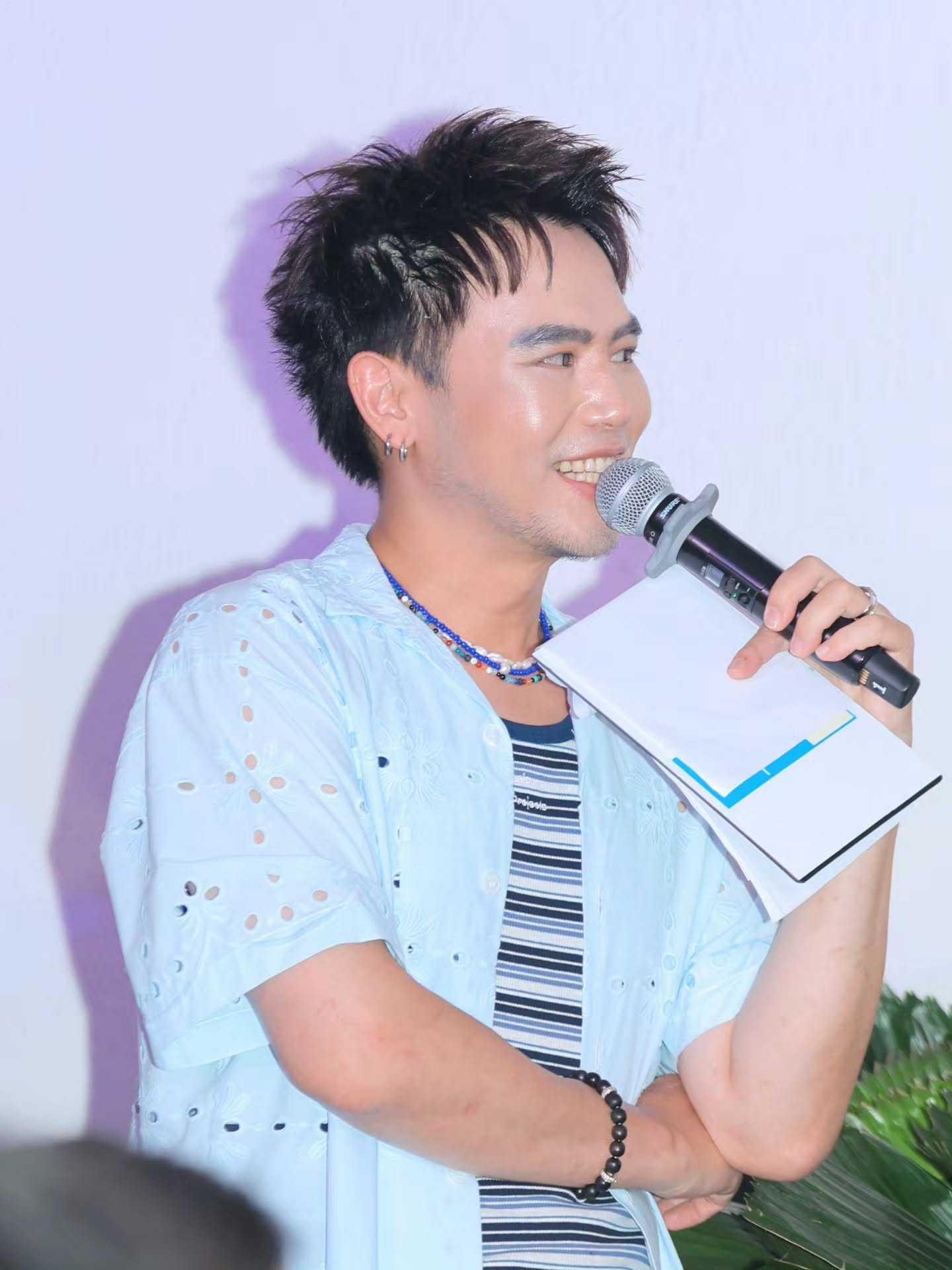 อ๋อง - เขมรัชต์ สุนทรนนท์