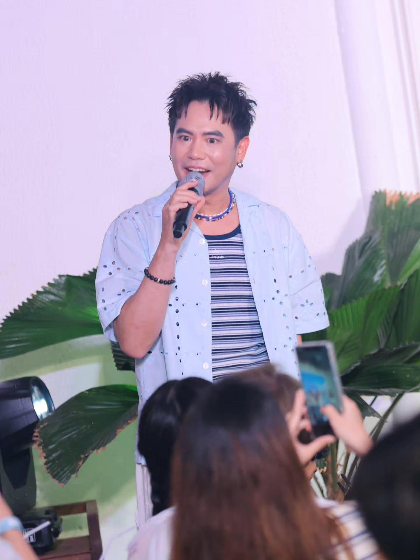 อ๋อง - เขมรัชต์ สุนทรนนท์