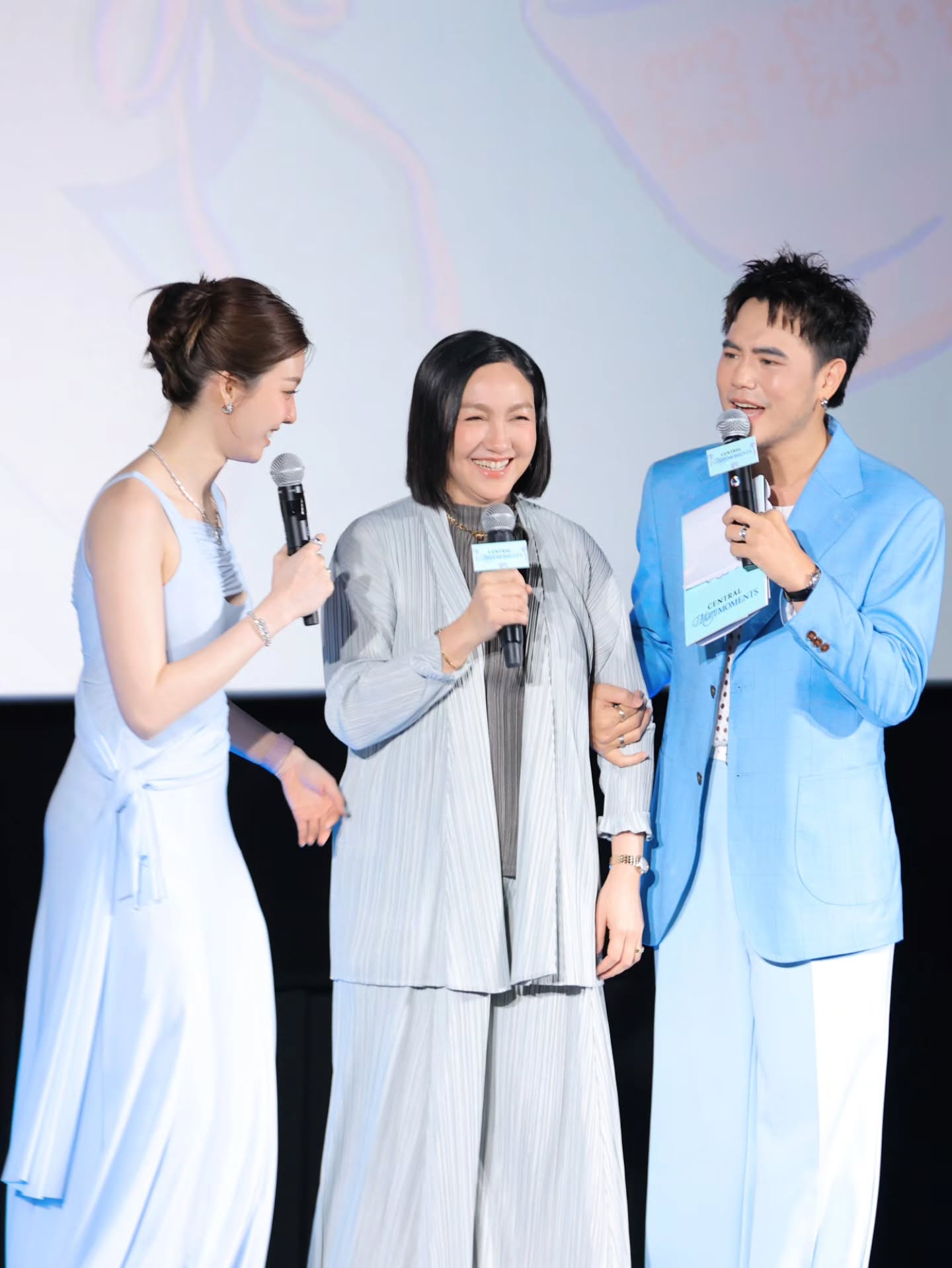 อ๋อง - เขมรัชต์ สุนทรนนท์