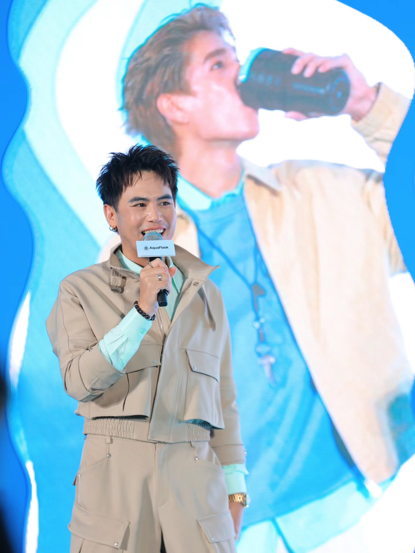 อ๋อง - เขมรัชต์ สุนทรนนท์