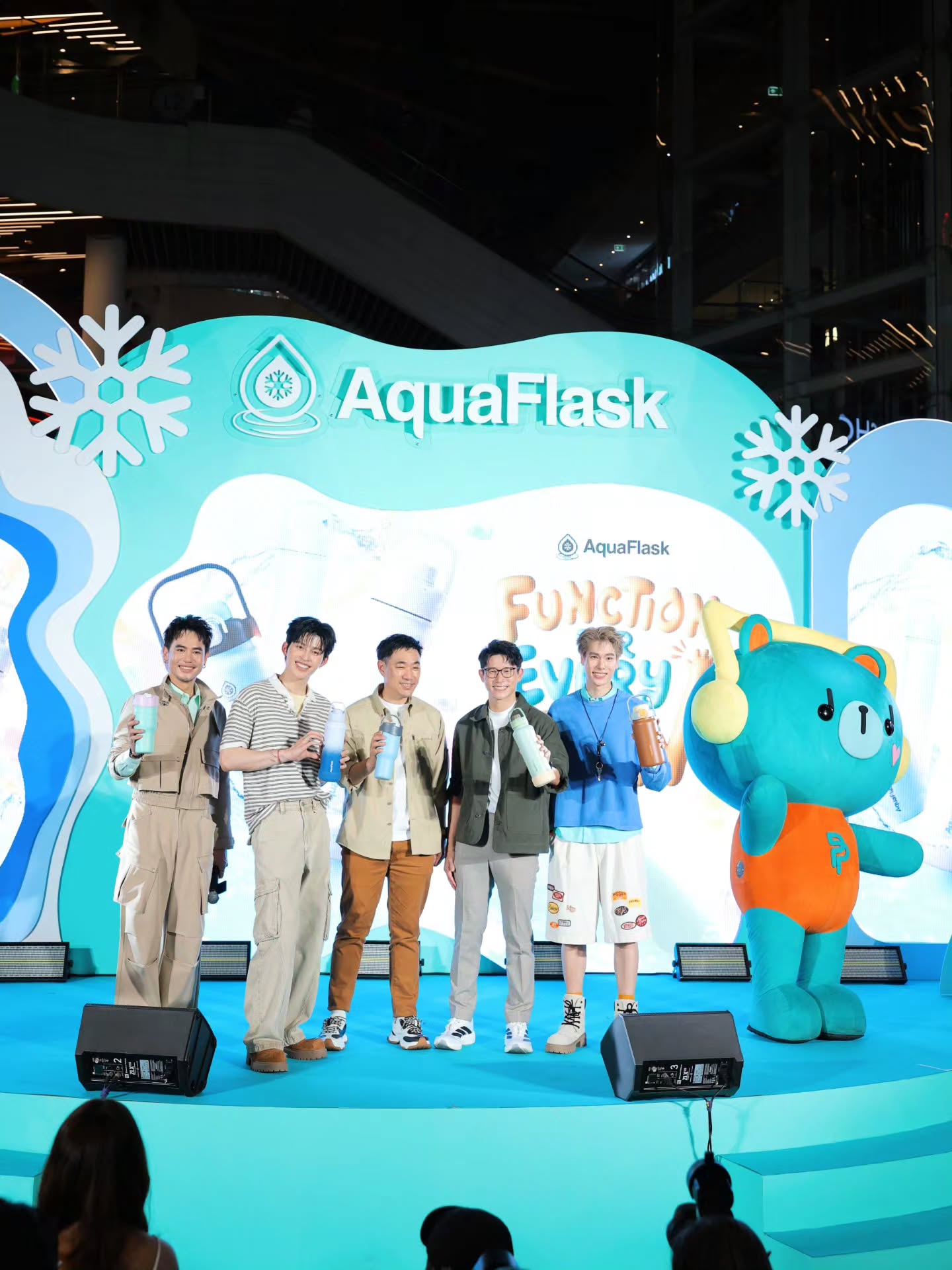 อ๋อง - เขมรัชต์ สุนทรนนท์