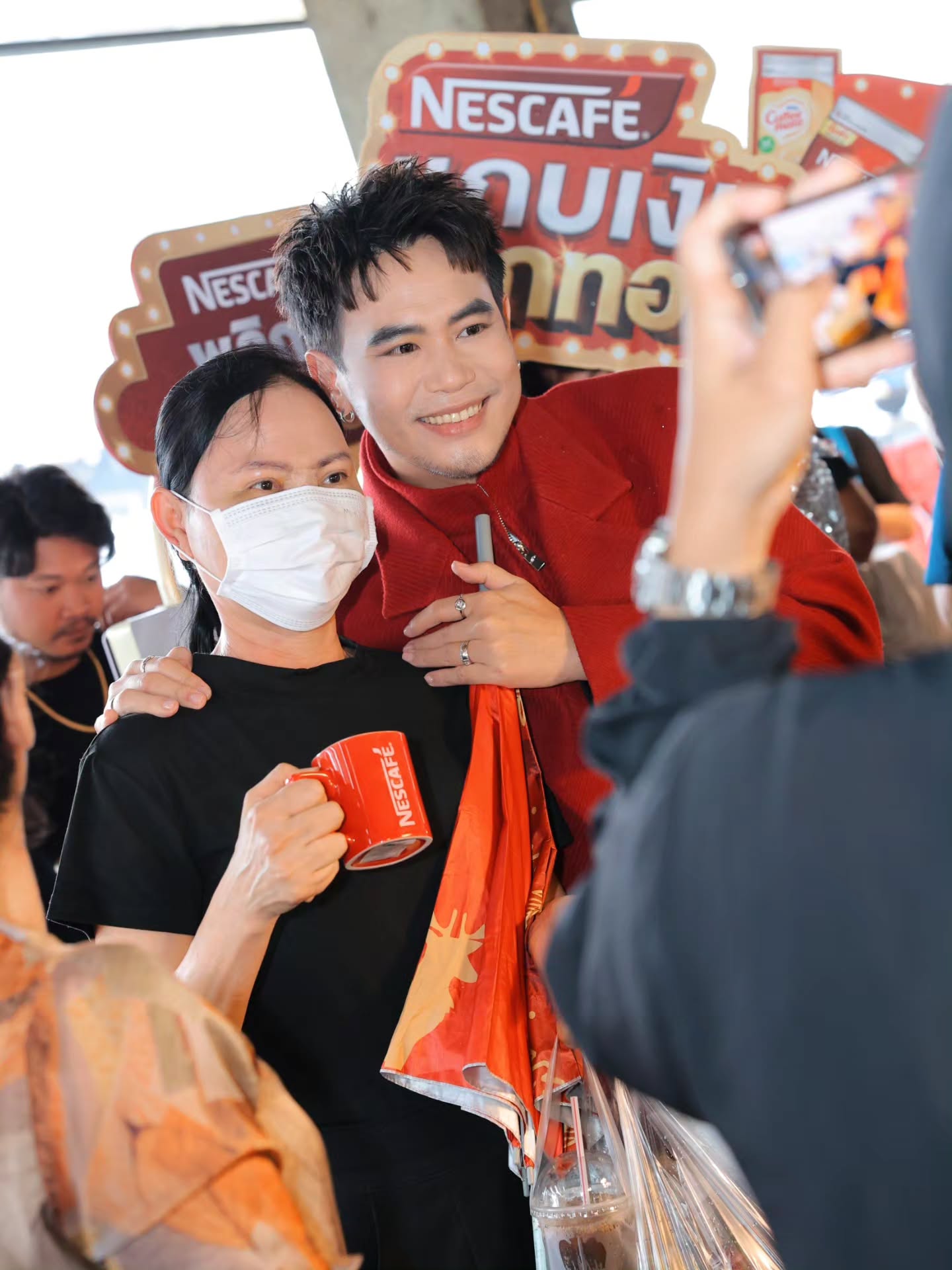 อ๋อง - เขมรัชต์ สุนทรนนท์