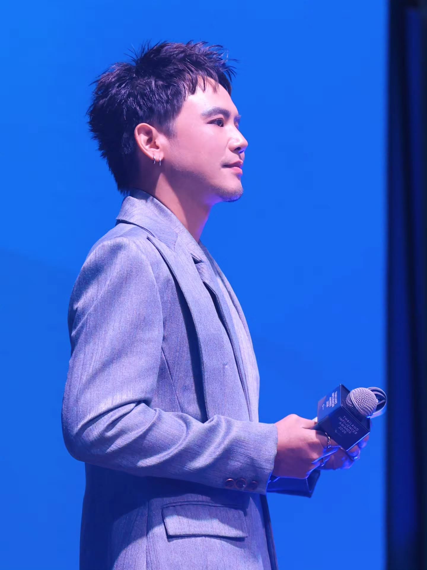 อ๋อง - เขมรัชต์ สุนทรนนท์