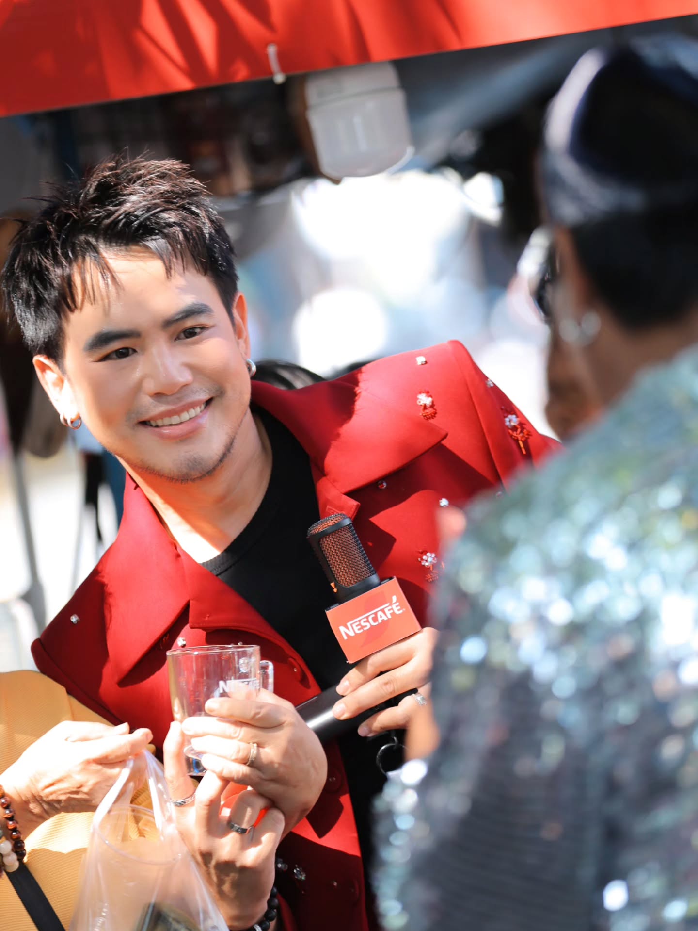 อ๋อง - เขมรัชต์ สุนทรนนท์