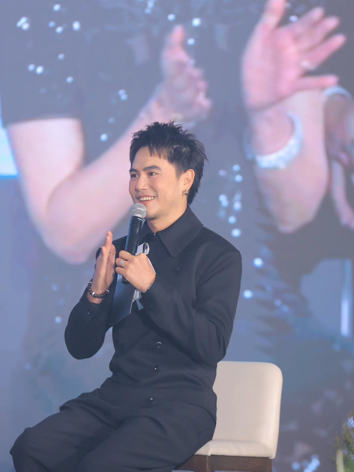 อ๋อง - เขมรัชต์ สุนทรนนท์