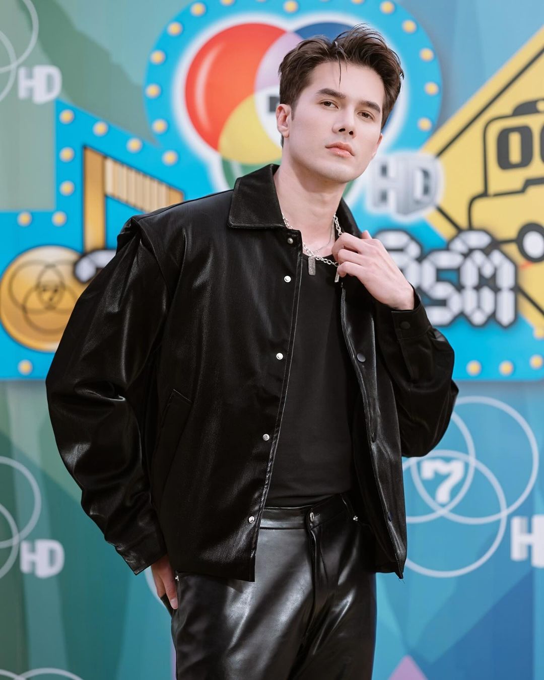 มิกค์ ทองระย้า