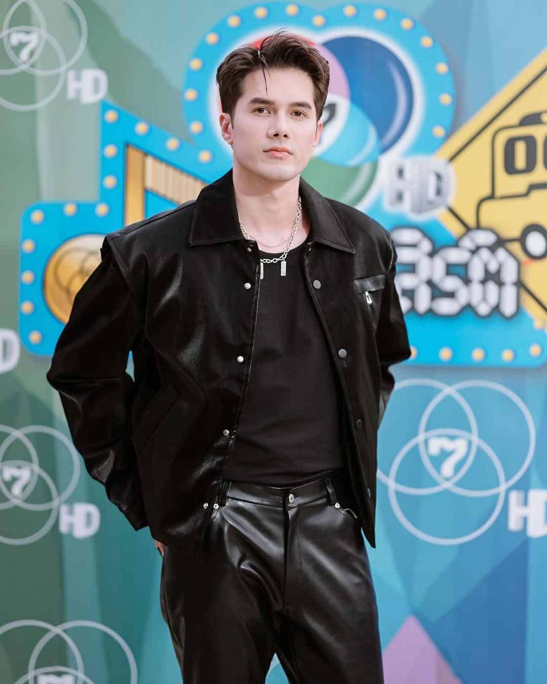 มิกค์ ทองระย้า