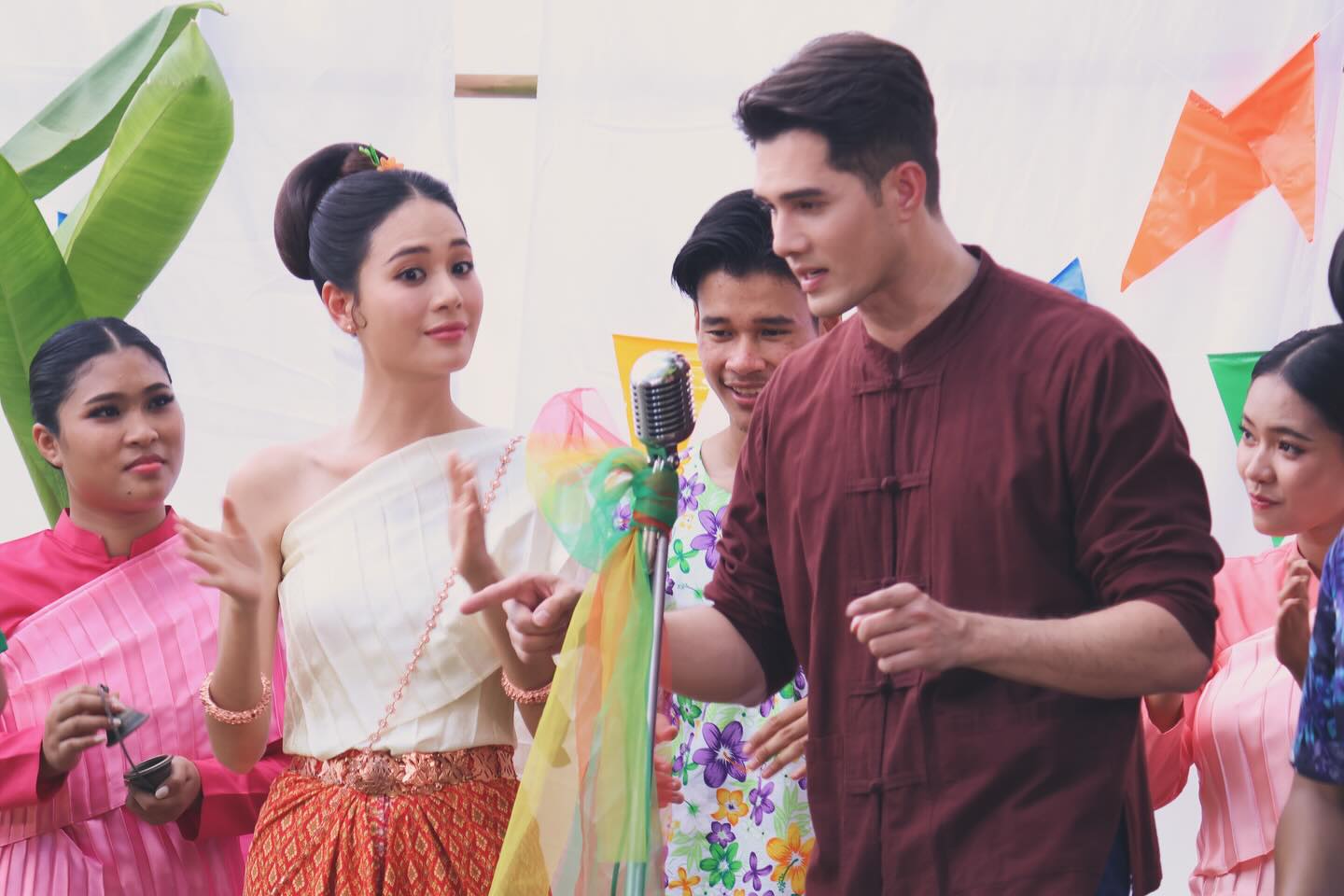 มิกค์ ทองระย้า