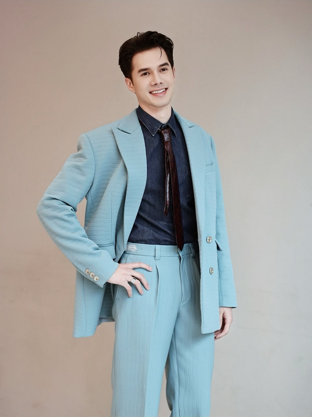 มิกค์ ทองระย้า