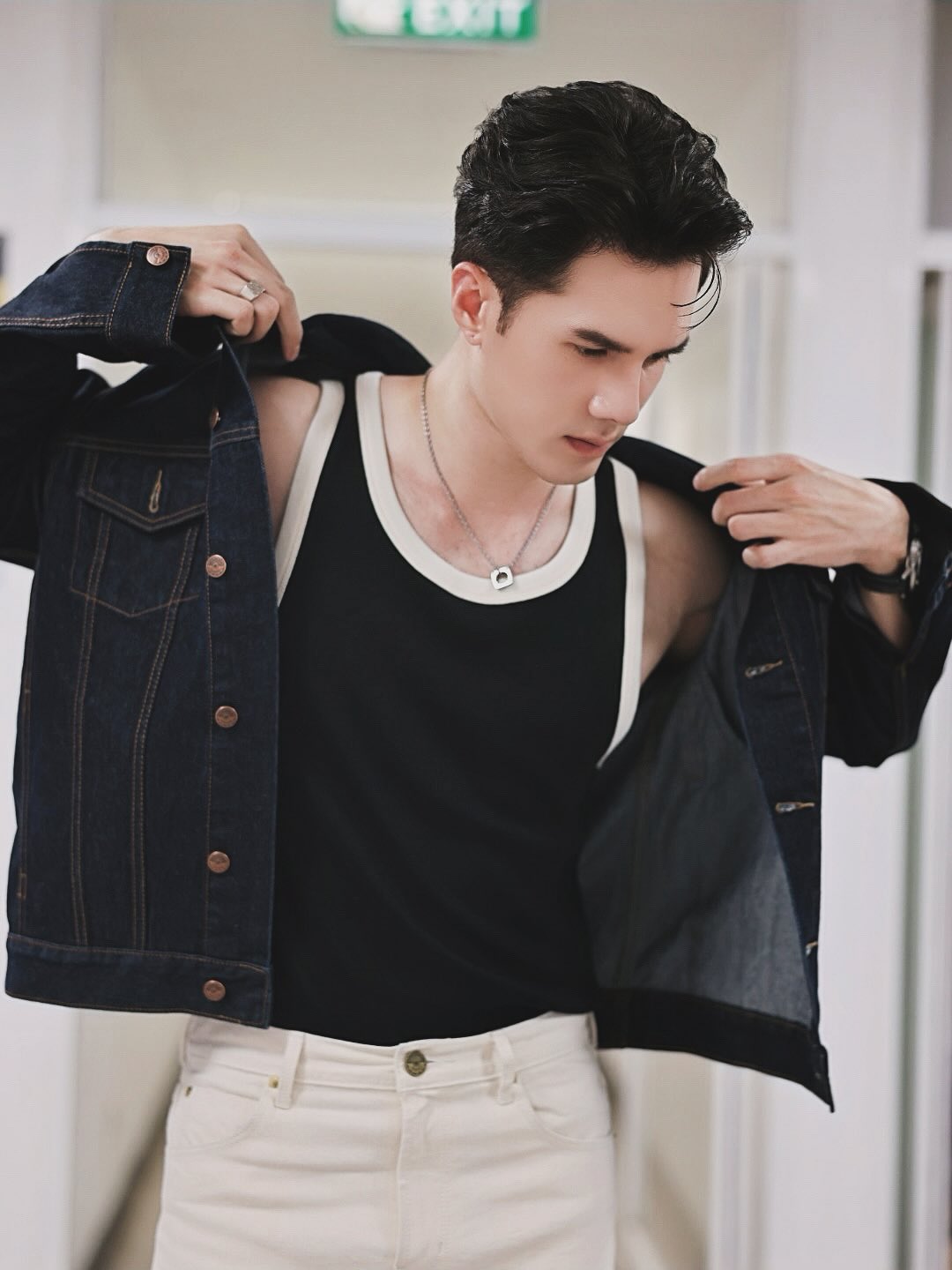 มิกค์ ทองระย้า