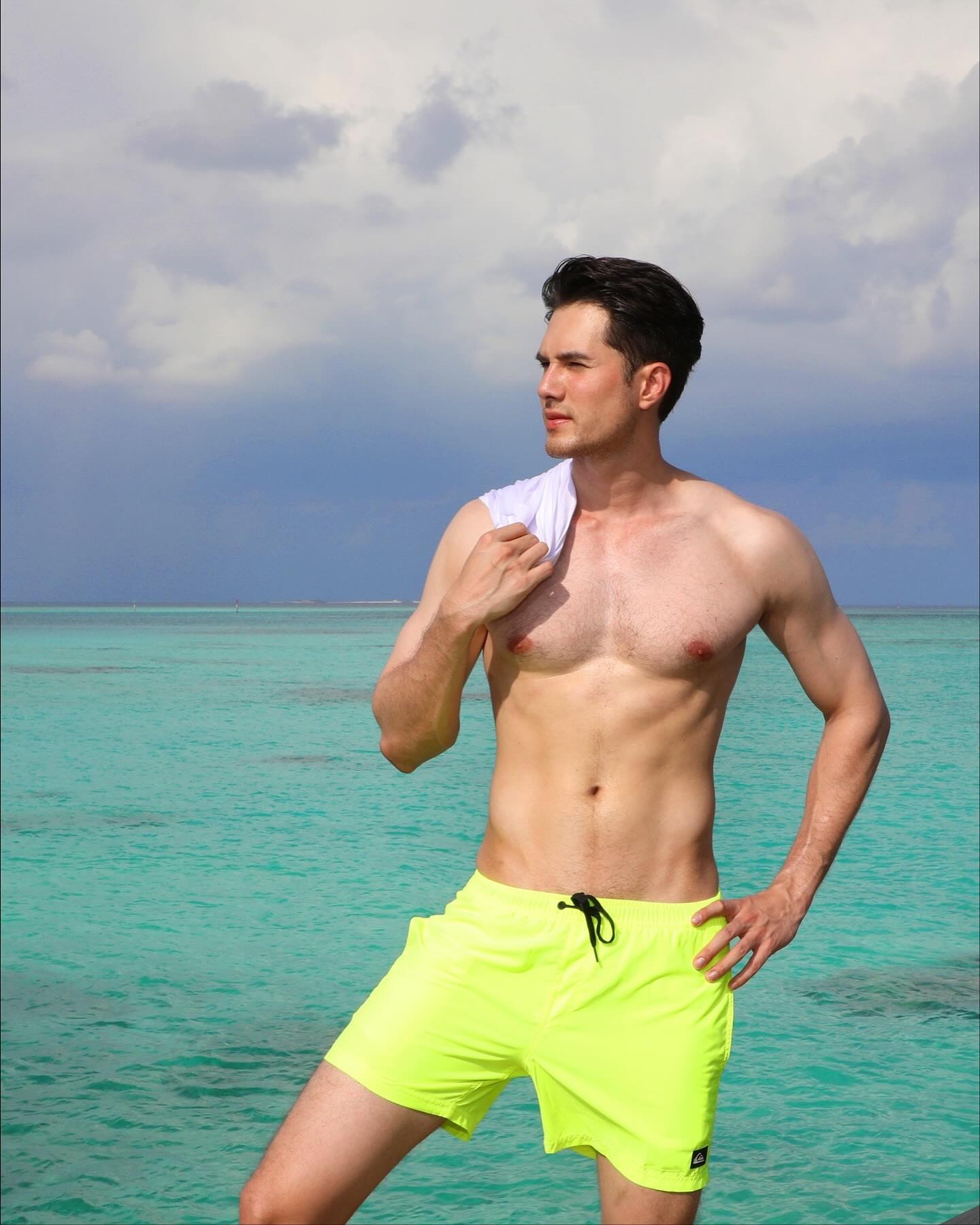 มิกค์ ทองระย้า