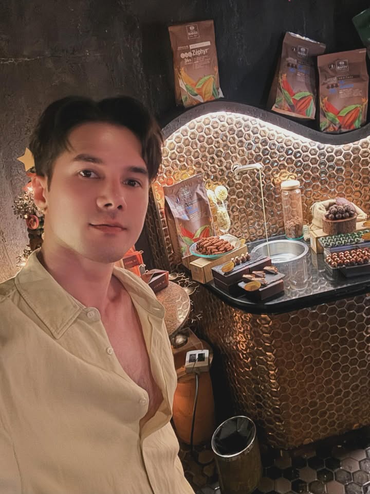 มิกค์ ทองระย้า