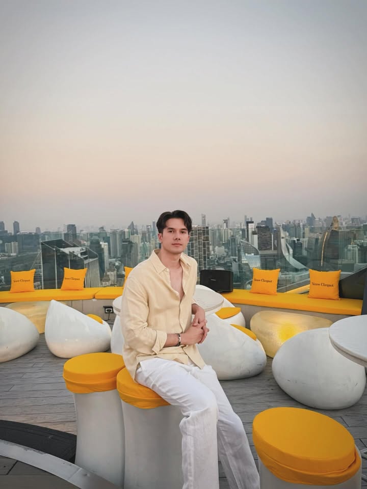 มิกค์ ทองระย้า