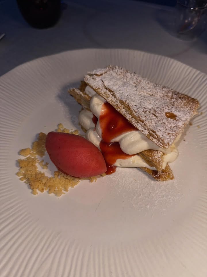 มิกค์ ทองระย้า