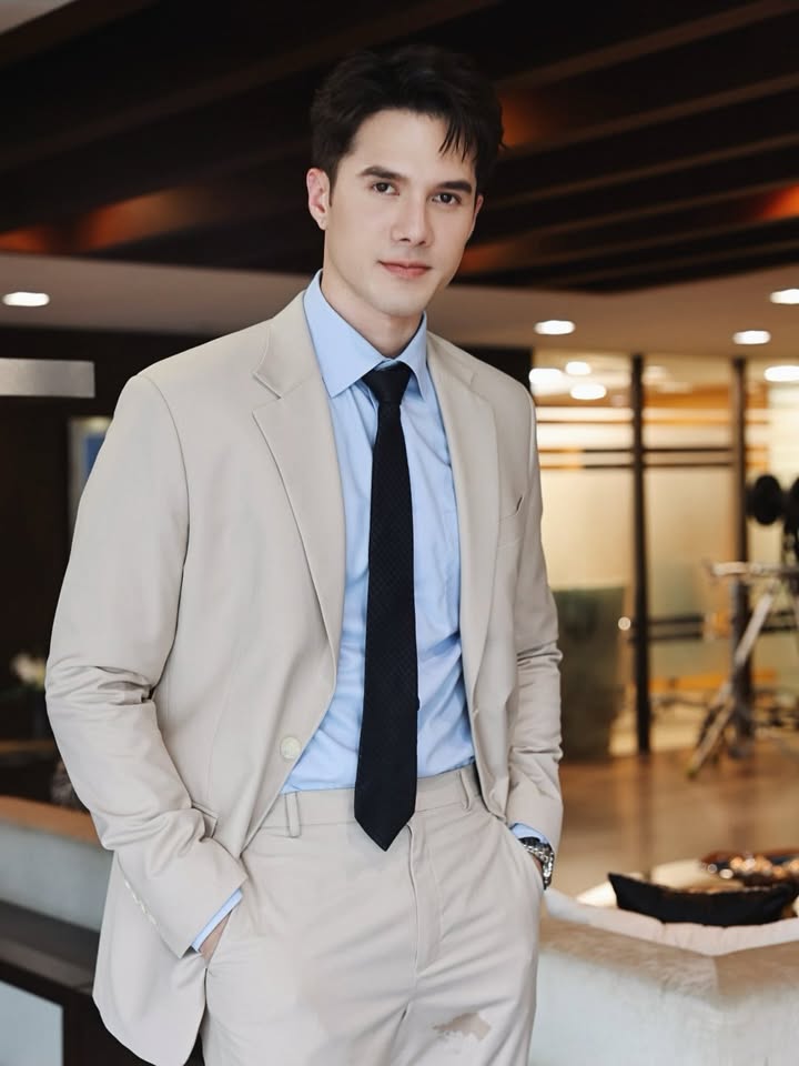 มิกค์ ทองระย้า