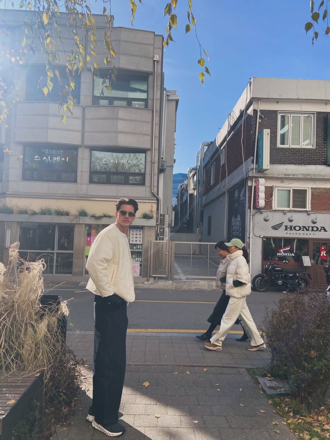 มิกค์ ทองระย้า