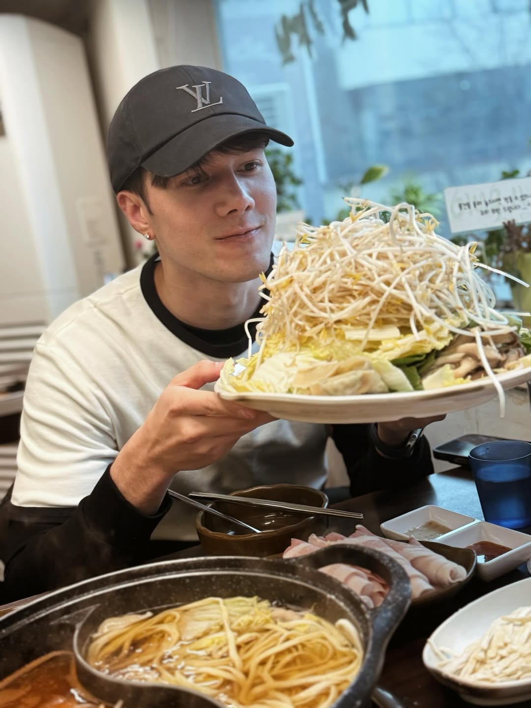 มิกค์ ทองระย้า