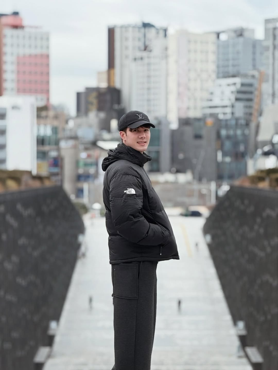 มิกค์ ทองระย้า