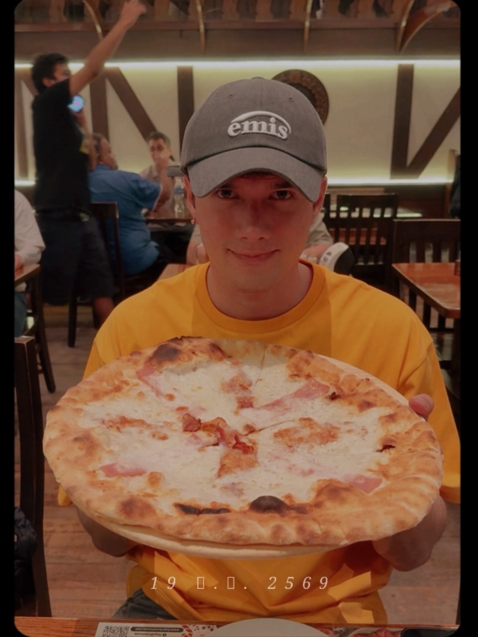 มิกค์ ทองระย้า