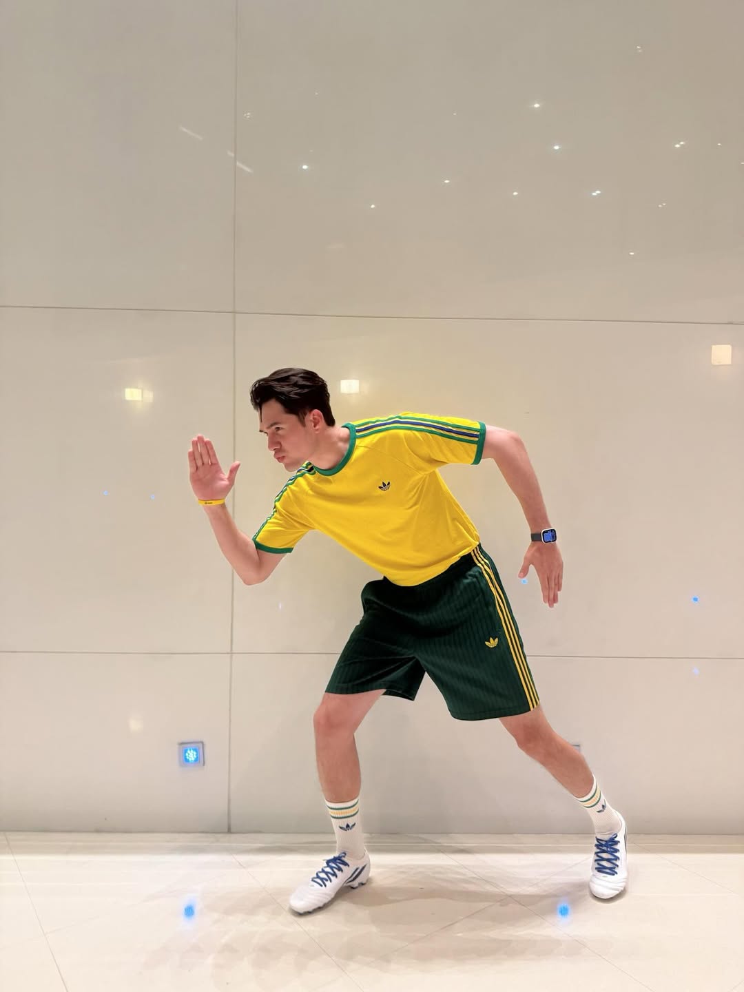 มิกค์ ทองระย้า