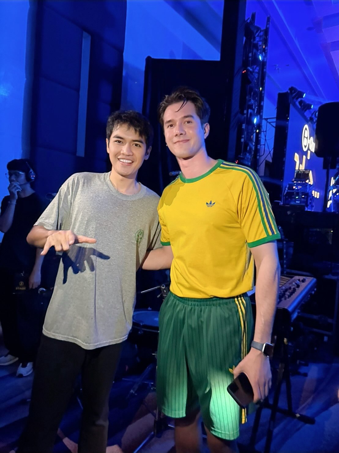 มิกค์ ทองระย้า