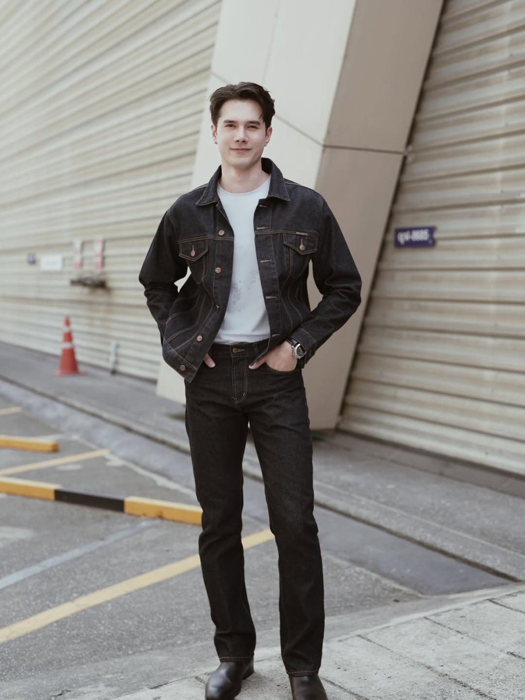 มิกค์ ทองระย้า