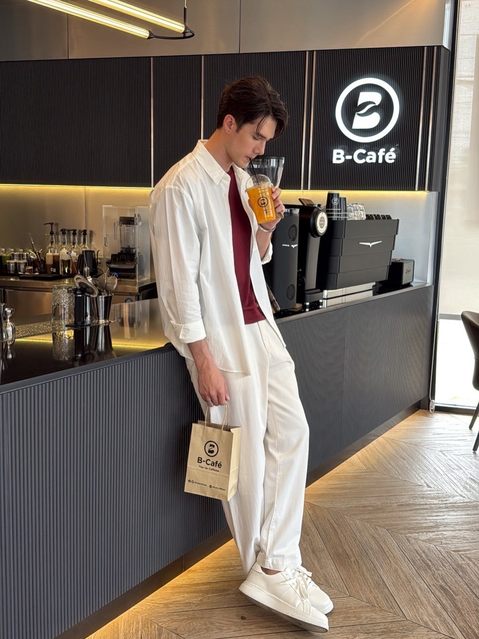 มิกค์ ทองระย้า