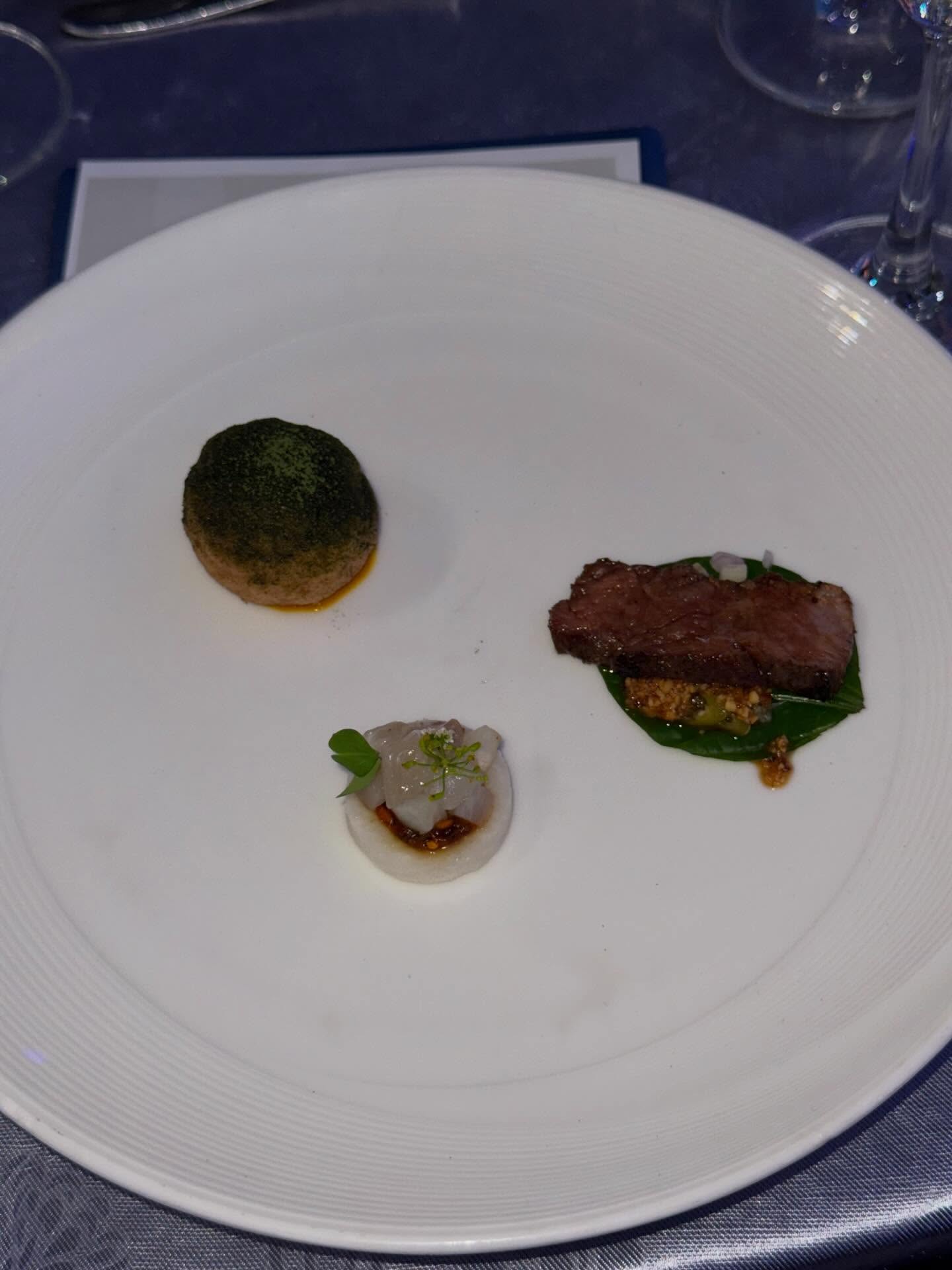 มิกค์ ทองระย้า