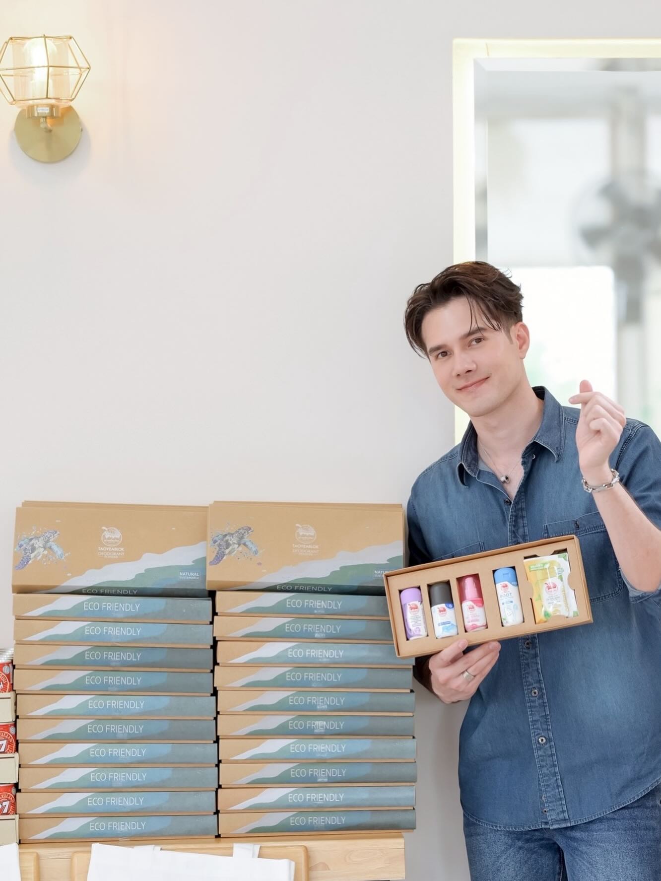 มิกค์ ทองระย้า