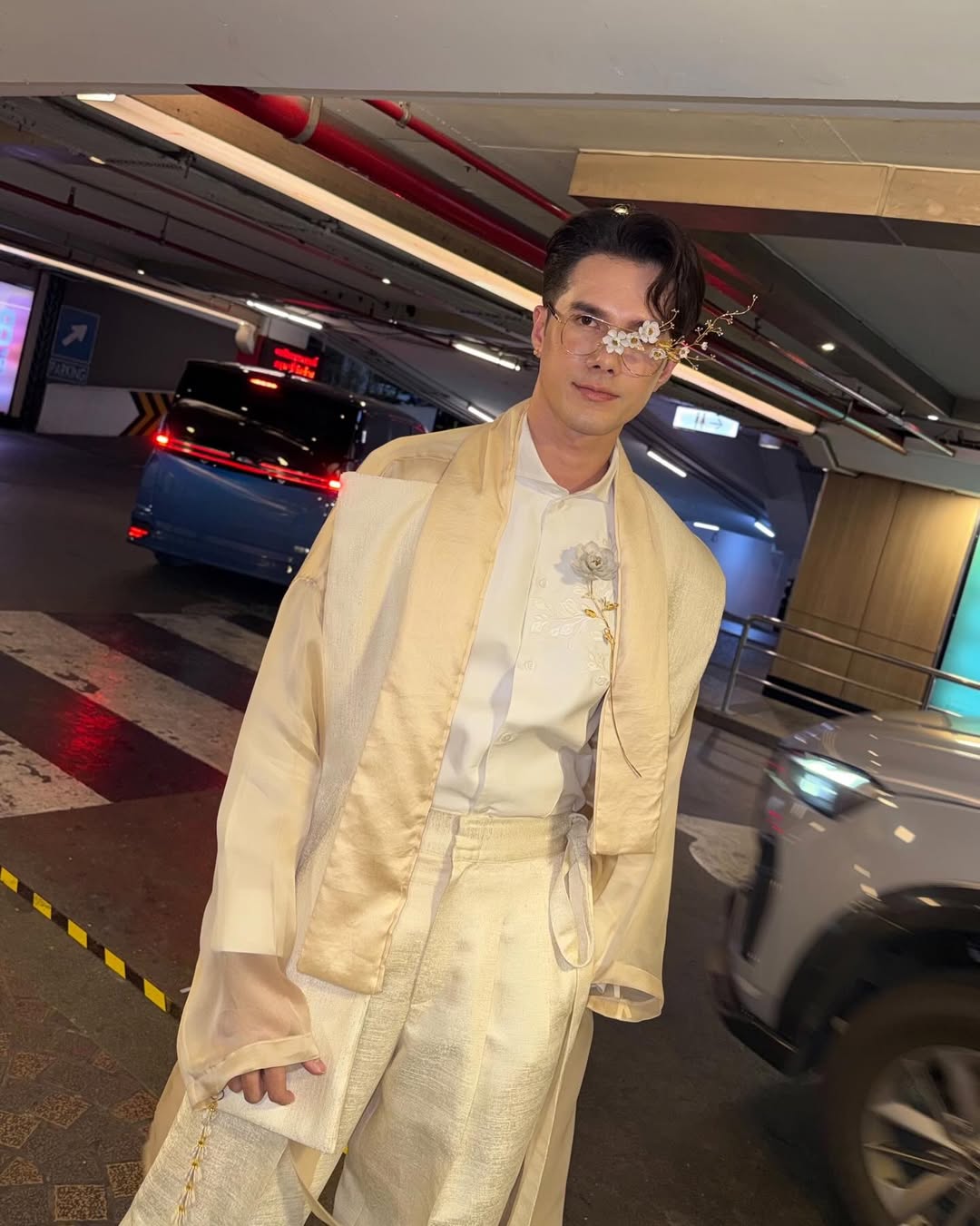 มิกค์ ทองระย้า