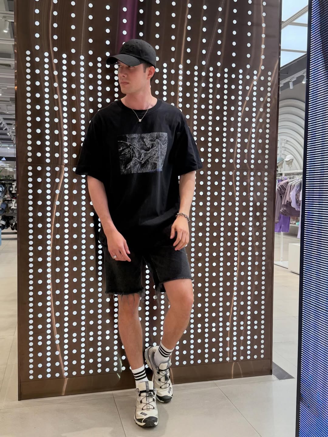 มิกค์ ทองระย้า