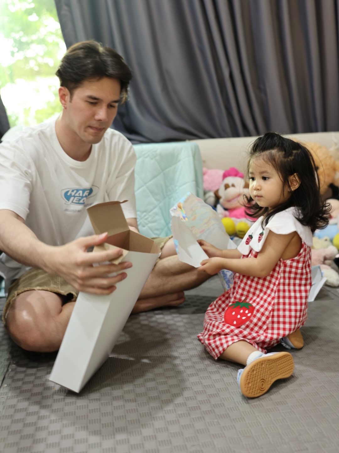 มิกค์ ทองระย้า