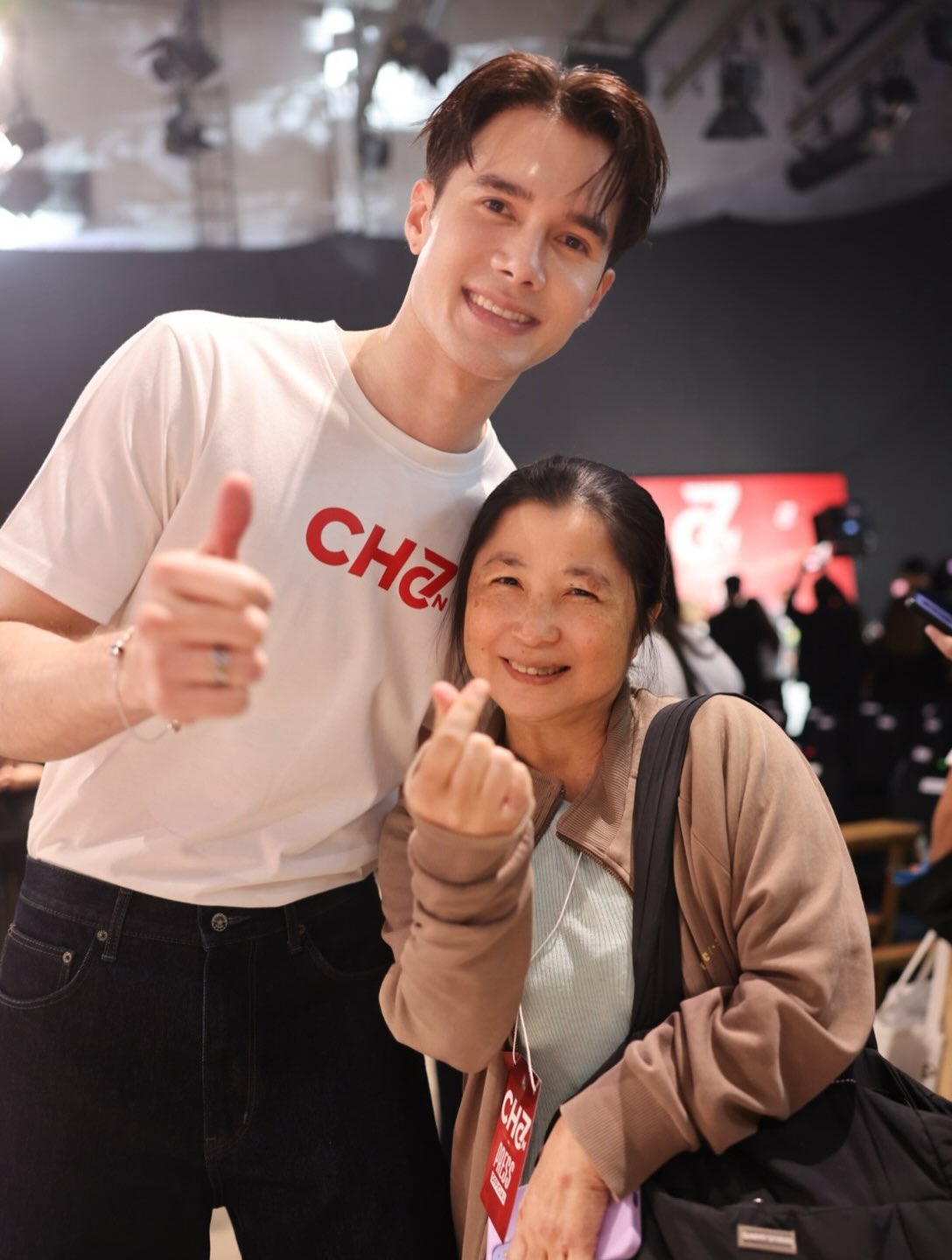 มิกค์ ทองระย้า