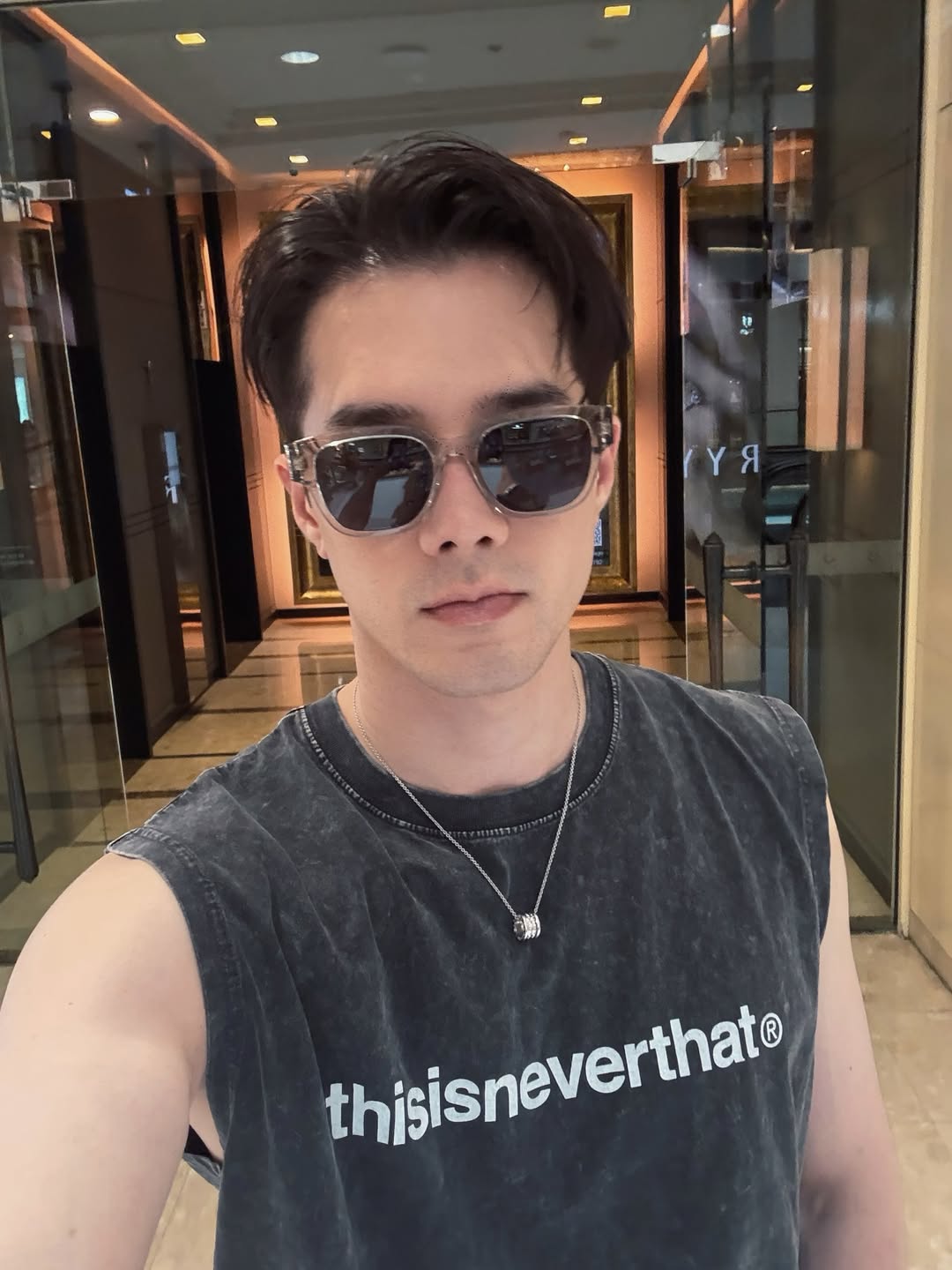 มิกค์ ทองระย้า