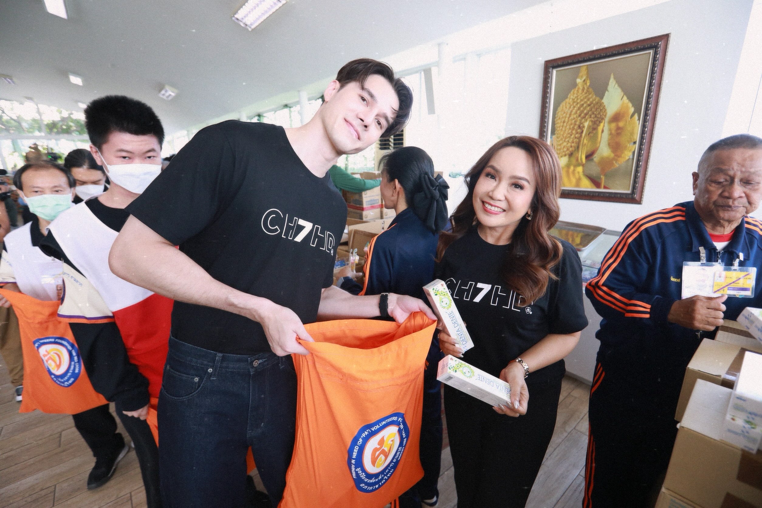 มิกค์ ทองระย้า