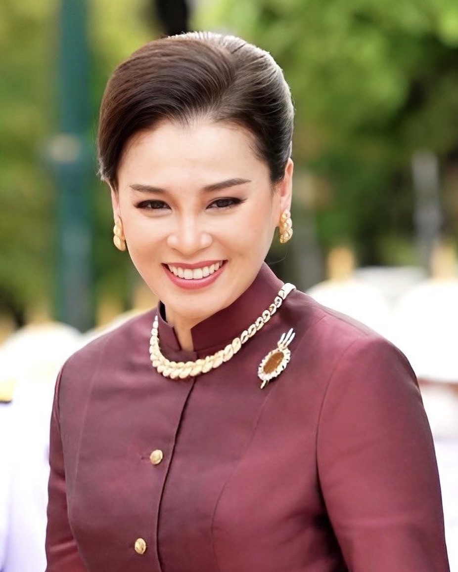 กัปตัน - ภูธเนศ หงษ์มานพ