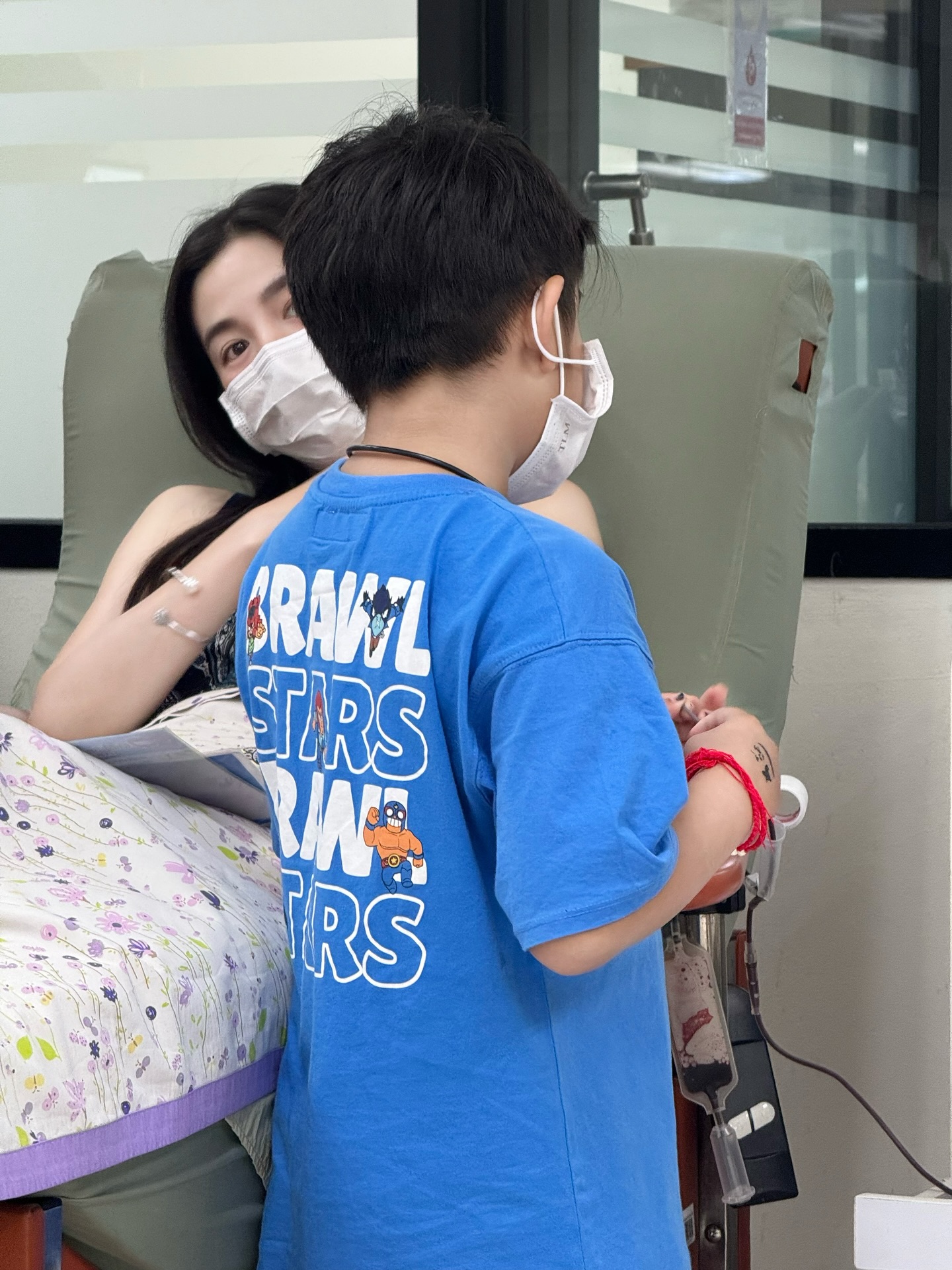 กัปตัน - ภูธเนศ หงษ์มานพ