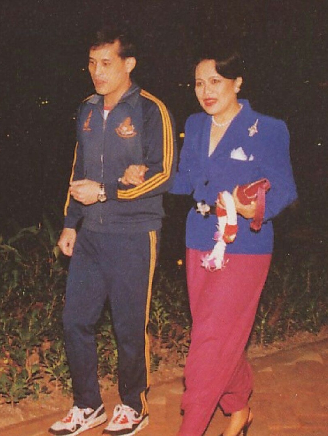 กัปตัน - ภูธเนศ หงษ์มานพ